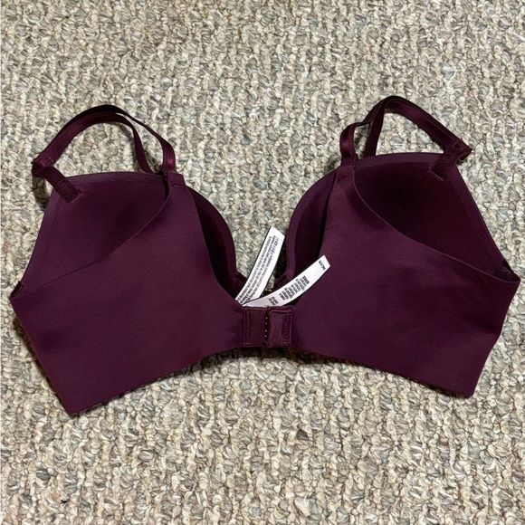 Victoria’s Secret push up bra size 34C - Picture 2 of 4